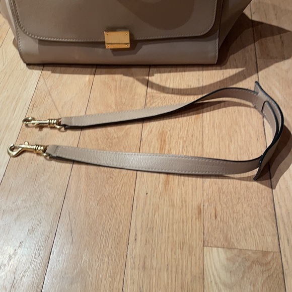 Celine Trapeze beige nude. - Picture 5 of 6